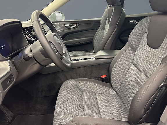 Volvo XC60 6 of 13