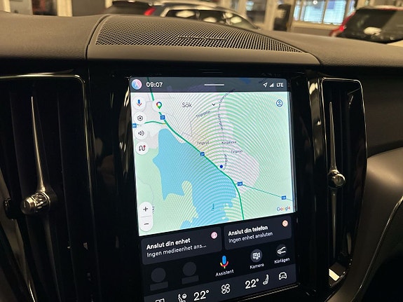 Volvo XC60 13 of 13