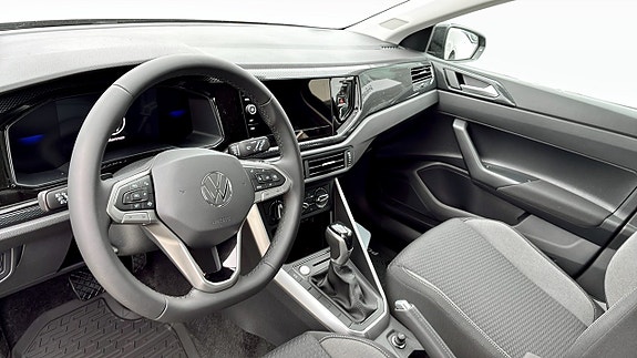 Volkswagen Polo 7 of 12