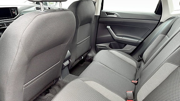 Volkswagen Polo 11 of 12