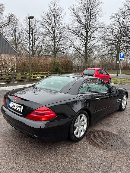 Mercedes-Benz SL350 2 of 5