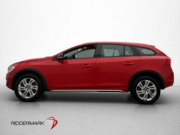 Volvo V60 Cross Country 4 of 5