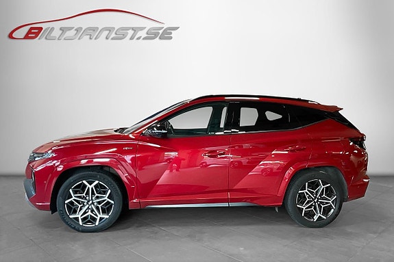 Hyundai Tucson 2 of 5