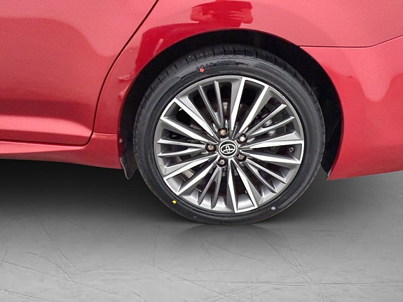 Toyota Avensis 30 of 30