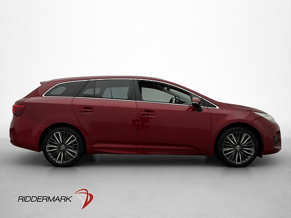 Toyota Avensis 9 of 30