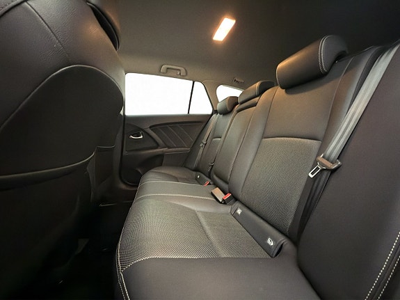 Toyota Avensis 27 of 30