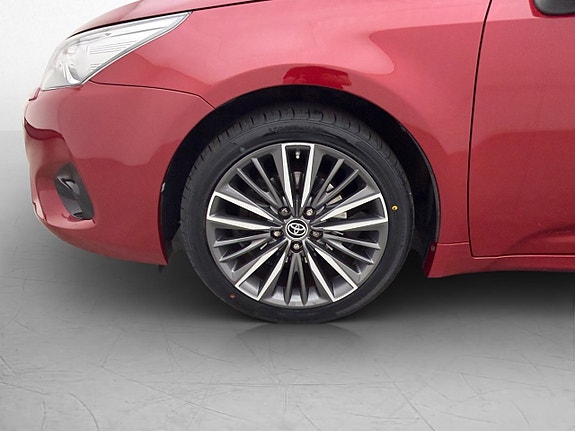 Toyota Avensis 29 of 30