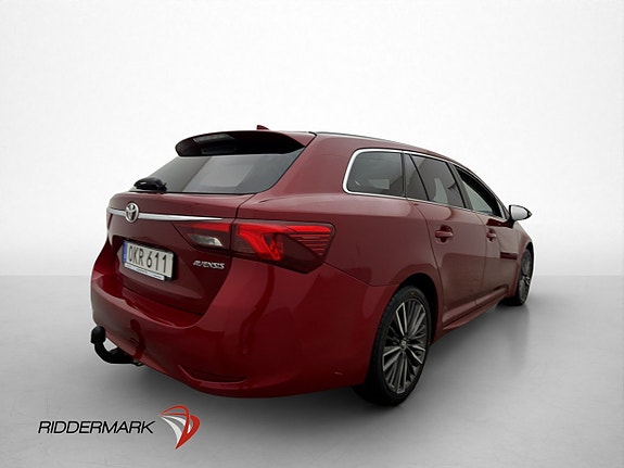 Toyota Avensis 8 of 30
