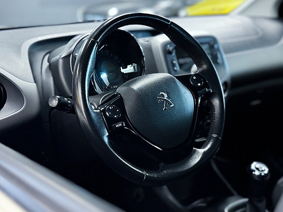 Peugeot 108 8 of 14