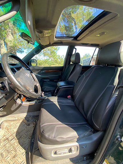 Toyota Land Cruiser 6 of 11