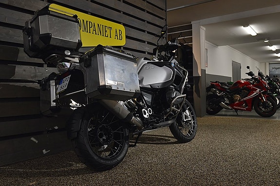 BMW R1200GSA 3 of 5