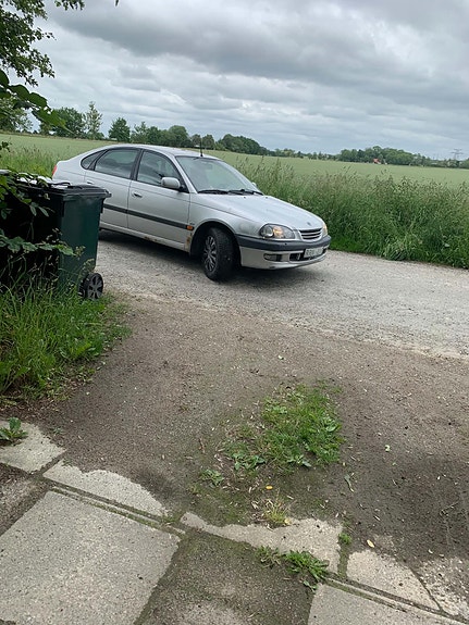 Toyota Avensis 4 of 4
