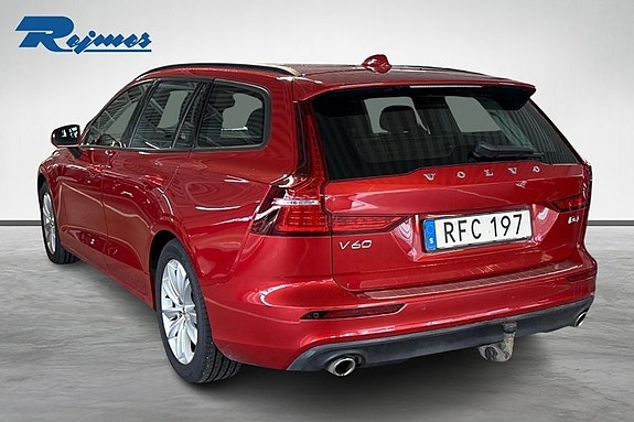 Volvo V60 2 of 20
