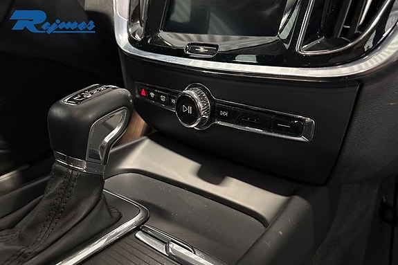Volvo V60 8 of 20
