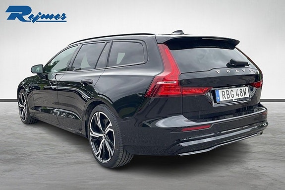 Volvo V60 3 of 5