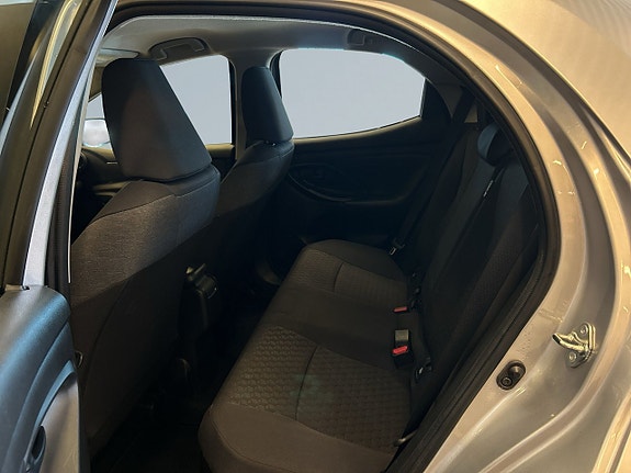 Mazda 2 13 of 21