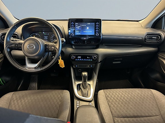 Mazda 2 8 of 21