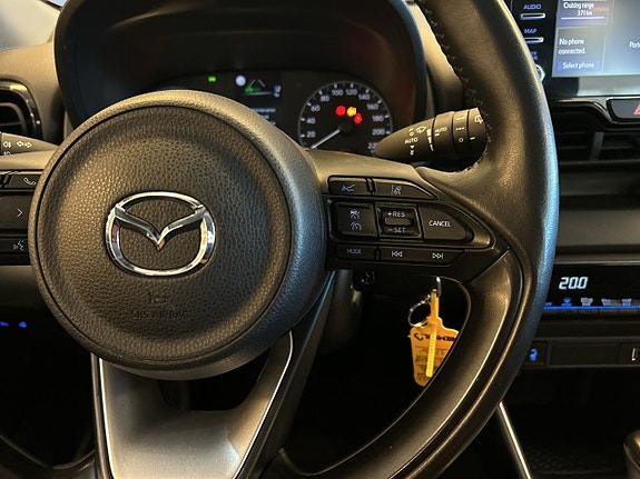 Mazda 2 12 of 21