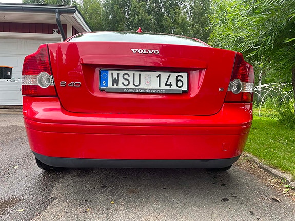 Volvo S40 3 of 5