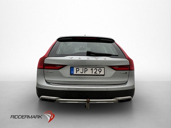 Volvo V90 Cross Country 5 of 30
