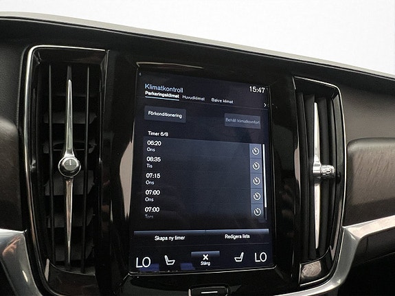 Volvo V90 Cross Country 18 of 30
