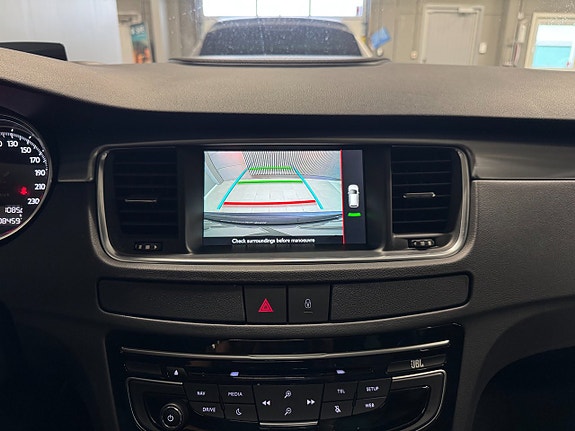 Peugeot 508 RXH 13 of 20