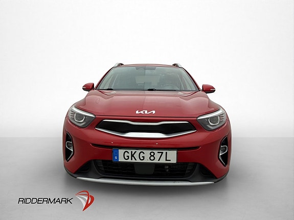 Kia Stonic 2 of 24