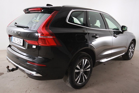Volvo XC60 2 of 5