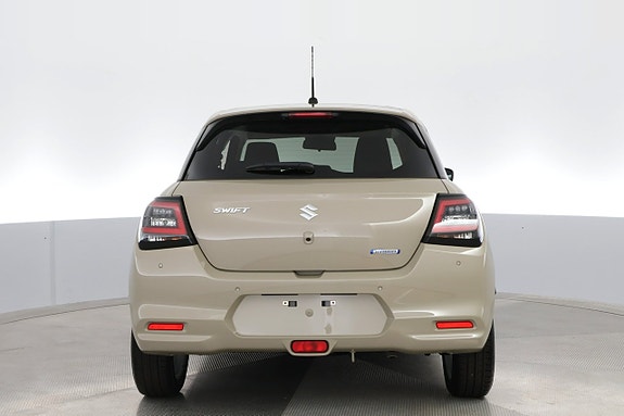 Suzuki Swift 4 of 5