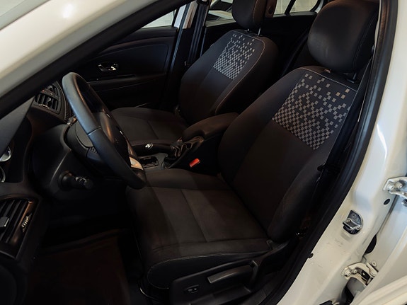 Renault Megane 19 of 27