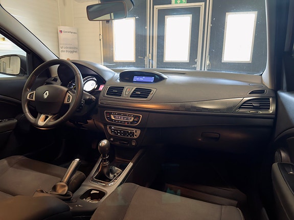 Renault Megane 22 of 27