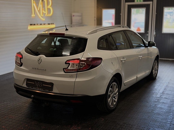 Renault Megane 27 of 27
