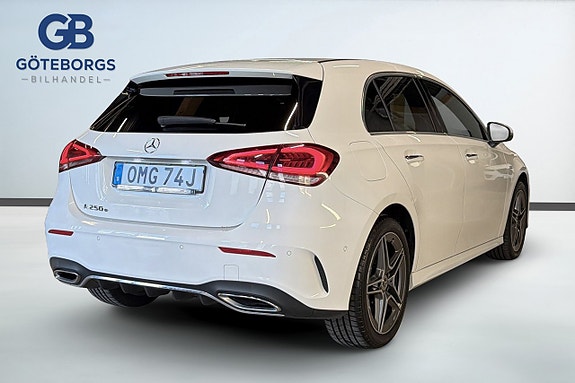 Mercedes-Benz A250 e 6 of 17