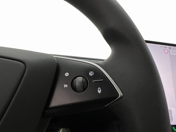 Tesla Model 3 16 of 30