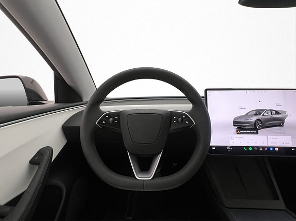 Tesla Model 3 13 of 30