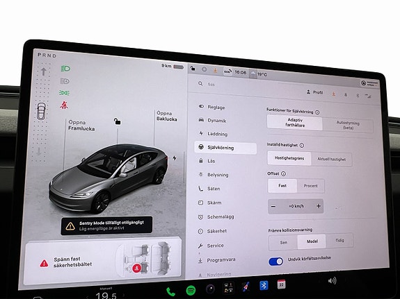 Tesla Model 3 25 of 30