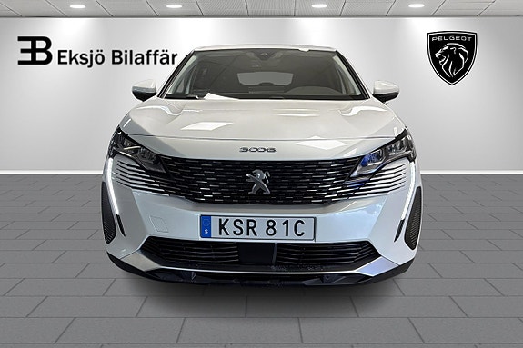 Peugeot 3008 2 of 5