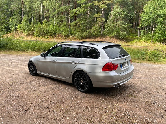 BMW 320d 4 of 7