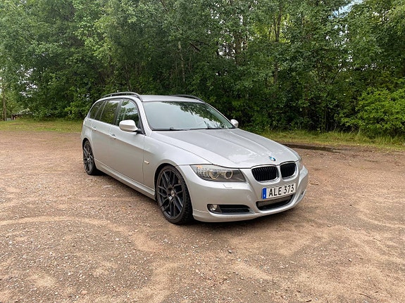 BMW 320d 2 of 7