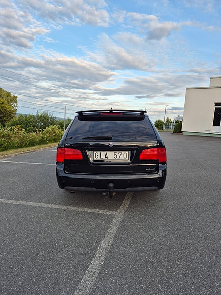 Saab 9-5 4 of 5