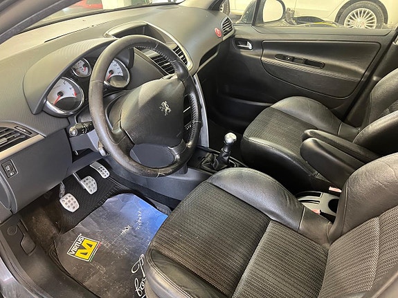 Peugeot 207 6 of 11