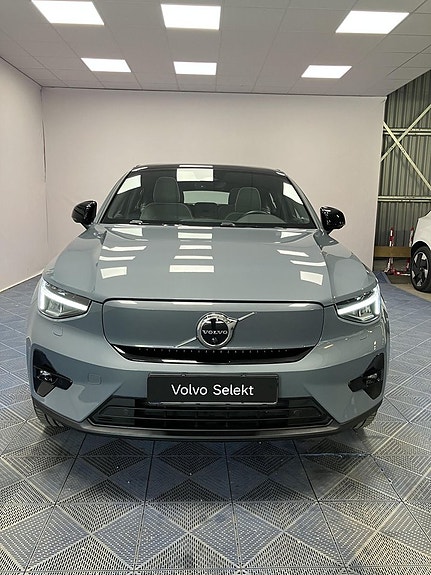 Volvo C40 3 of 5