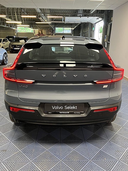 Volvo C40 4 of 5