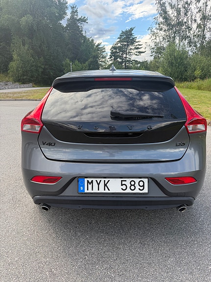 Volvo V40 4 of 8
