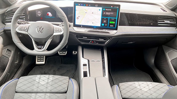 Volkswagen Passat 10 of 12