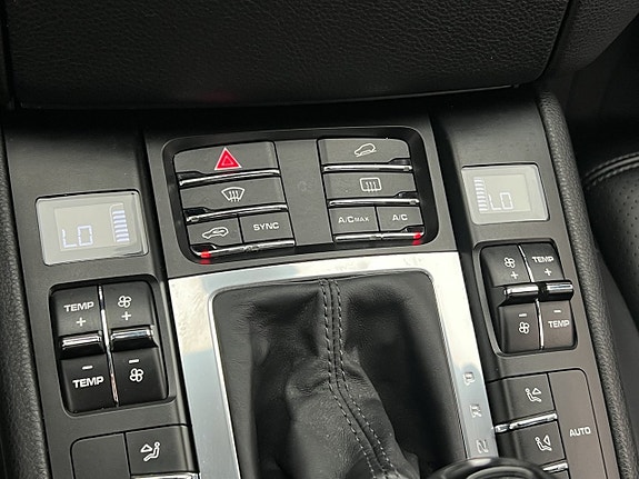 Porsche Macan S 27 of 30