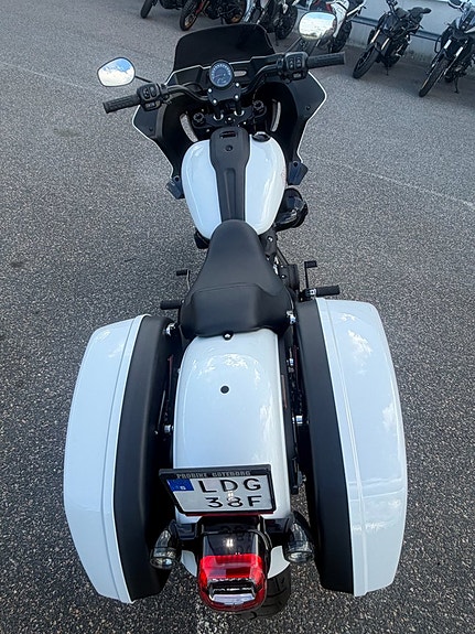Harley-Davidson Low Rider ST 117 Demo/5 mil/Finns i Butik 7 of 8