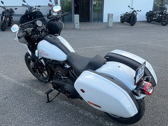 Harley-Davidson Low Rider ST 117 Demo/5 mil/Finns i Butik 6 of 8