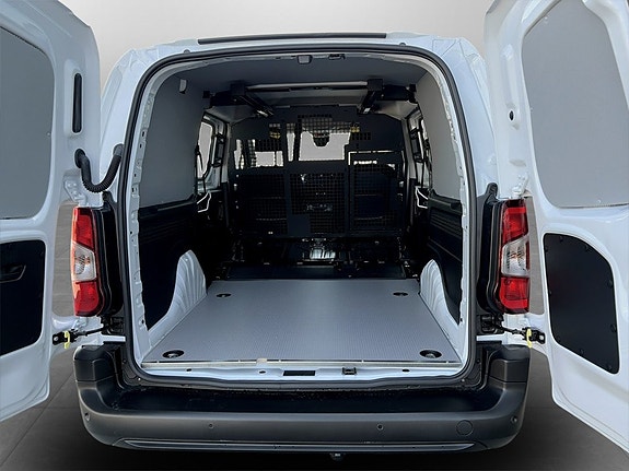 Peugeot Partner 4 of 14