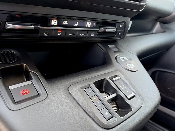 Peugeot Partner 11 of 14